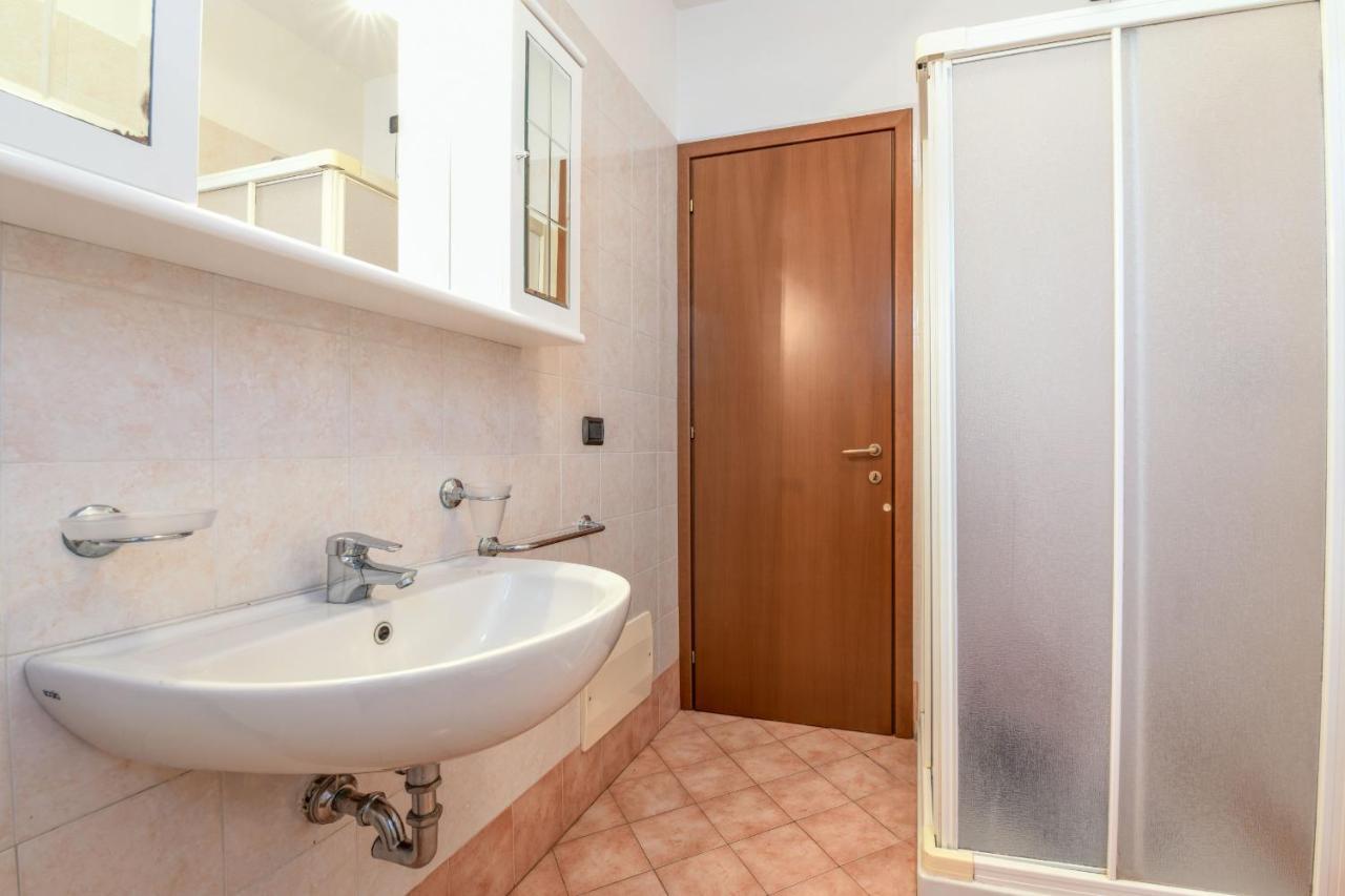 Residence Meridiana Peschiera del Garda Bagian luar foto